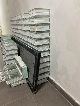 Banco Mármol Negro y Cristales Paves