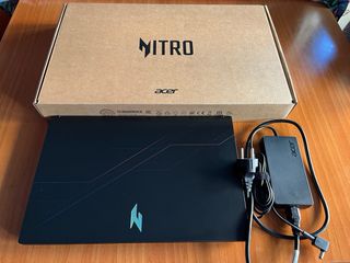 Portátil Gaming Core i9 RTX 5050 32GB SSD 1TB