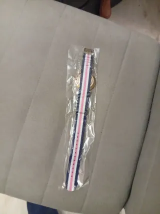 Reloj VIVIR MODA dorado multicolor