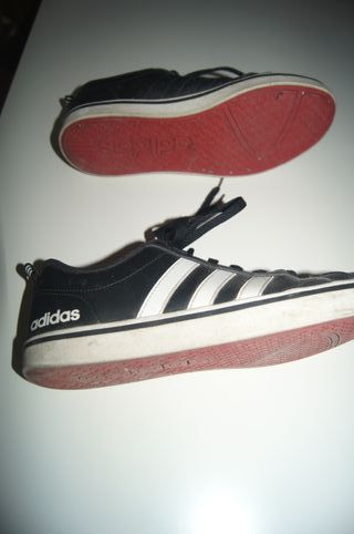 Sapatilhas Adidas Preto/Vermelho Tamanho 40