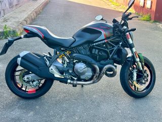 Ducati Monster 821 Stealth