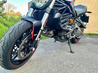 Ducati Monster 821 Stealth