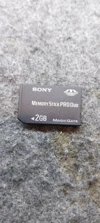 Sony Memory Stick 2GB PSP