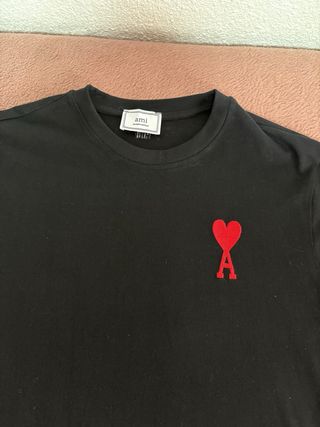 Camiseta AMI Paris Negra