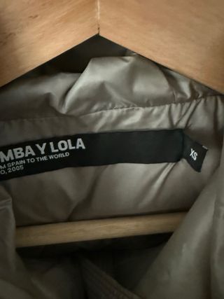 Abrigo Bimba y Lola Beige con Puños de piel