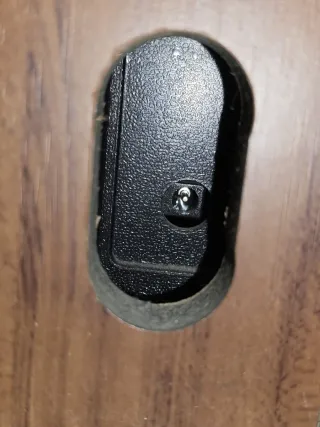 Diana de madera con puertas