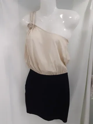 Lote 6 vestidos cortos