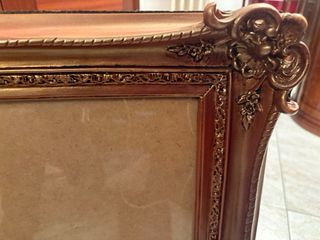 Baroque style photo frame