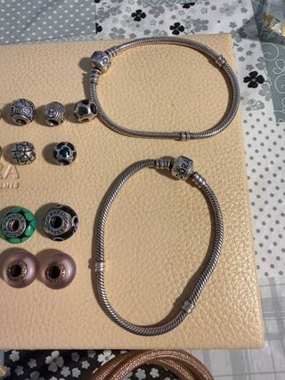 Pulseras y Charms Pandora Plata