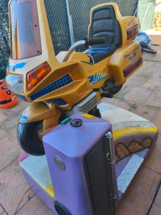 Moto Recreativa Infantil Goldwing Amarilla