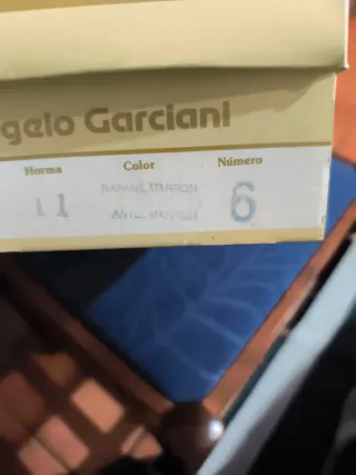 Zapatos Bruno Magli Talla 36 Marrón