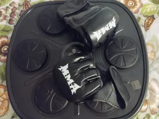 Máquina de Boxeo Musical Smart con Guantes