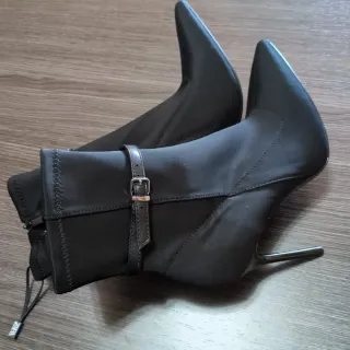 Botines Zara Tacón Aguja Negro Talla 38