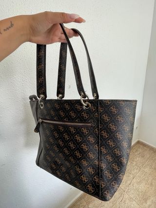 Bolso Guess estampado