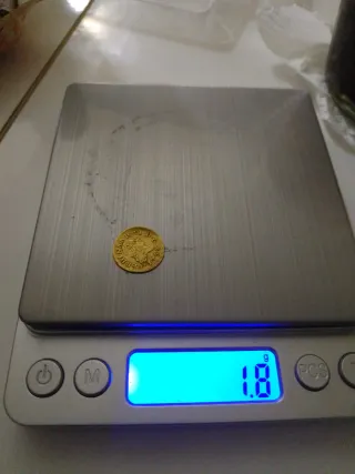 Moneda Oro Medio Escudo Fernando VI 1758