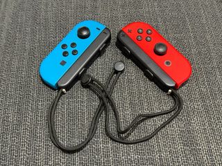 Nintendo Switch Azul y Rojo