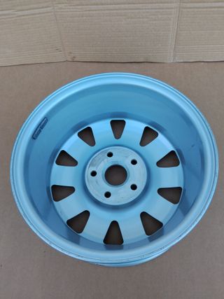 Llanta de 15'' Audi A3 Ref: 4B0601025N