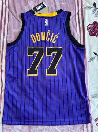 Camisola Lakers Dončić