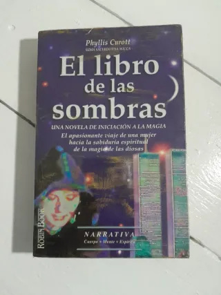 El libro de las sombras o Diario de una bruja.