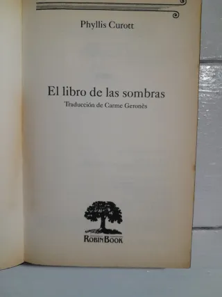 El libro de las sombras o Diario de una bruja.