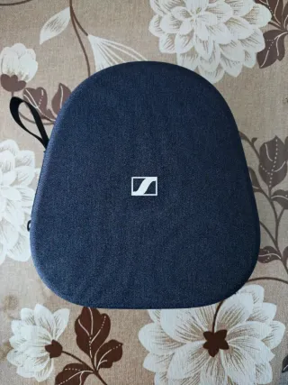 Sennheiser Momentum 4 Wireless Auriculares