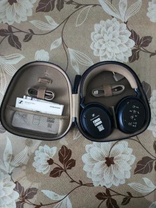 Sennheiser Momentum 4 Wireless Auriculares