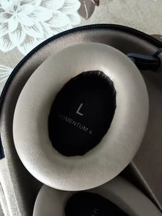 Sennheiser Momentum 4 Wireless Auriculares