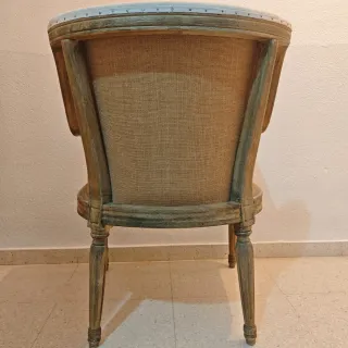 Pareja de butacas provenzal beige y madera