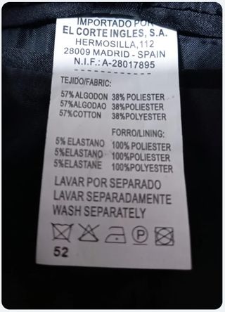 Chaqueta de fiesta con capucha negra