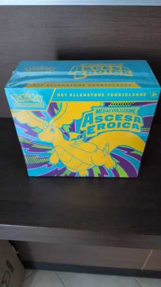 Box Pokémon Megaevoluzione Ascesa Eroica
