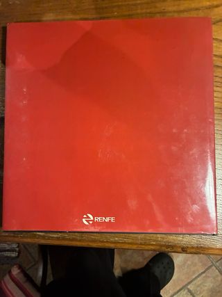 Libro en catalán ferrocarril Barcelona