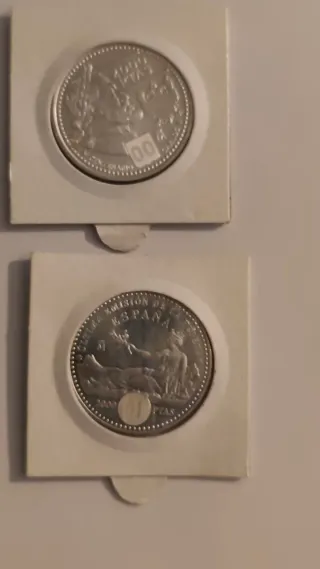 2 Monedas Plata 2000 Pesetas Carlos V y Juan Carlo