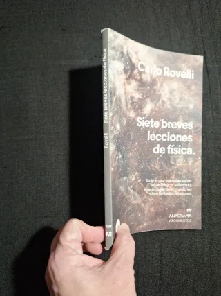 Carlo Rovelli. Siete breves lecciones de física