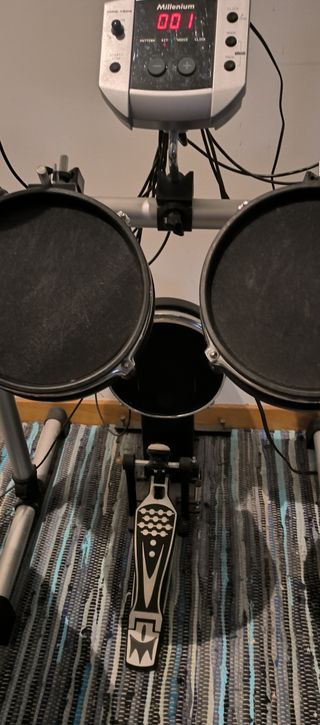 Batería Electrónica Millenium MPS-150X + Taburete