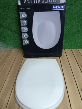 WENKO Asiento de inodoro «Vorno», antibacteriano