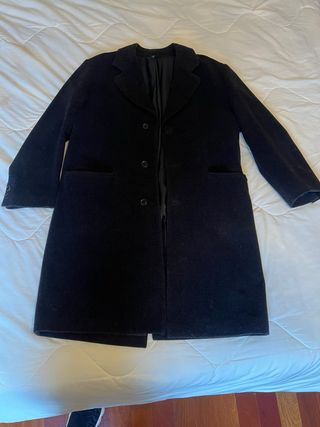 Abrigo negro elegante