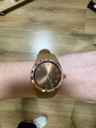 Reloj Victorio & Lucchino Marrón y Dorado