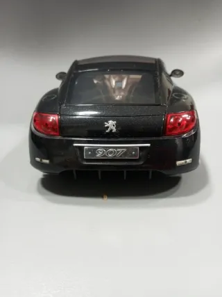 Peugeot 907 1/18