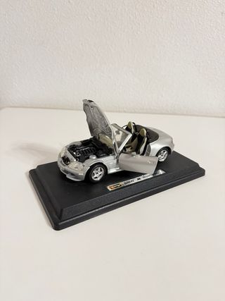 BMW M Roadster 1:24