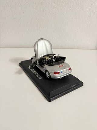 BMW M Roadster 1:24