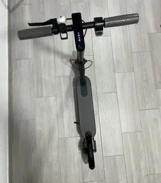 Patinete Eléctrico Xiaomi Mi Scooter 365