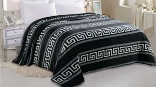 Manta Fleece Preta e Branca