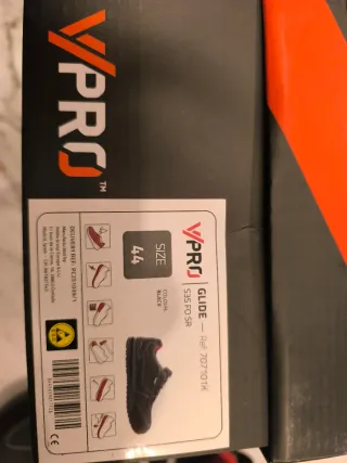 Zapatos de seguridad VPRO negros y rojos