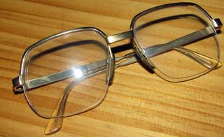 ANTIGUA MONTURA GAFAS LGO PARIS. VINTAGE RETRO.