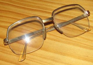 ANTIGUA MONTURA GAFAS LGO PARIS. VINTAGE RETRO.