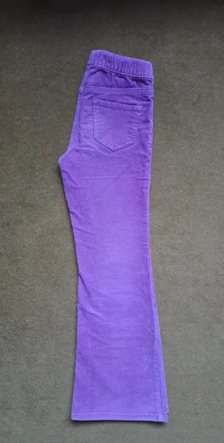 Pantalones campana de pana fina lila para niña