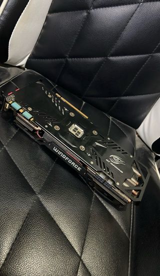 Tarejta gráfica Gigabyte GTX 1070 Ti 8GB OC