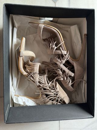 Sandalias Carmens PIEL tacón beige T.38 NUEVAS