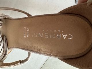 Sandalias Carmens PIEL tacón beige T.38 NUEVAS