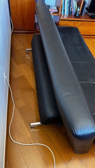 Sofá-Cama Preto em Pele